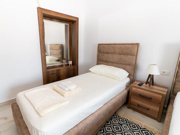 Roel Apartments Sarande Exterior photo