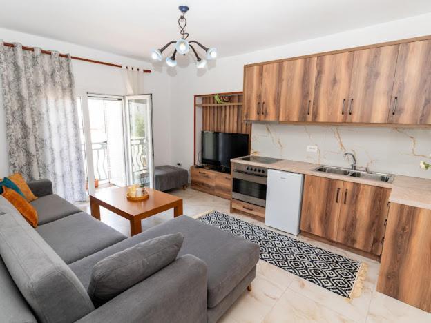 Roel Apartments Sarande Exterior photo