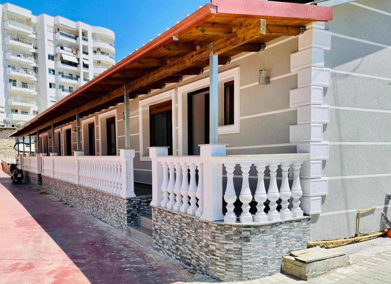 Roel Apartments Sarande Exterior photo